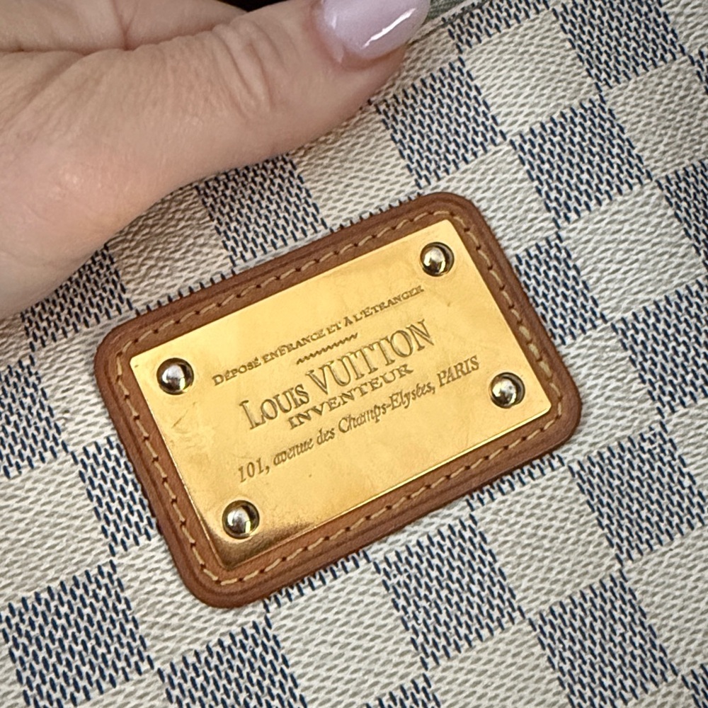 Louis Vuitton Damier Azur Eva Clutch Bag - Picture 9 of 10